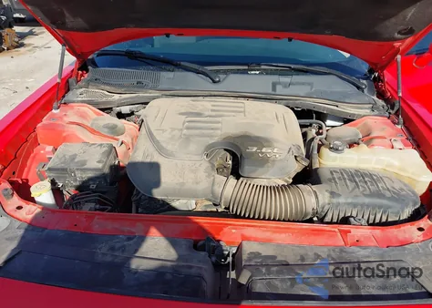 2019 Dodge Challenger Sxt z USA, uszkodzony, nr VIN 2C3CDZAG8KH531385